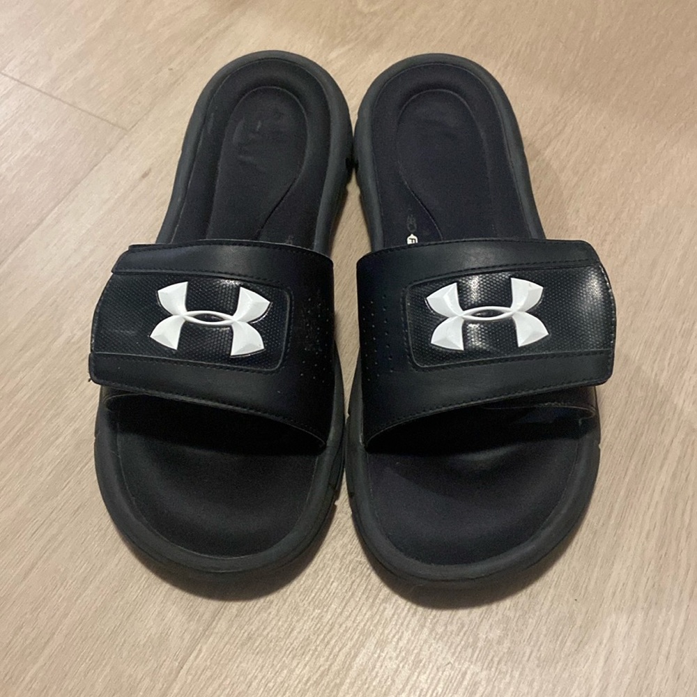 UNDER ARMOUR 4D FOAM  BLACK SLIDES / SANDALS / FLIP FLOPS SIZE 13